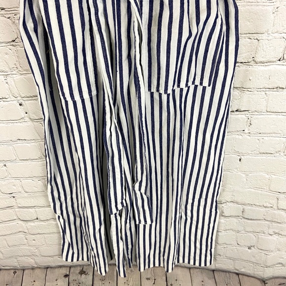 Stripe Capri Jumpsuit - Picture 8 of 11